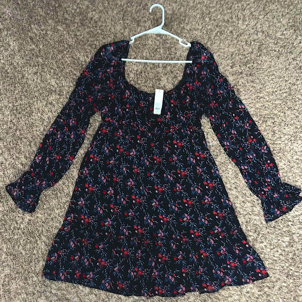 NWT Boutique Babydoll Long Sleeve Dress